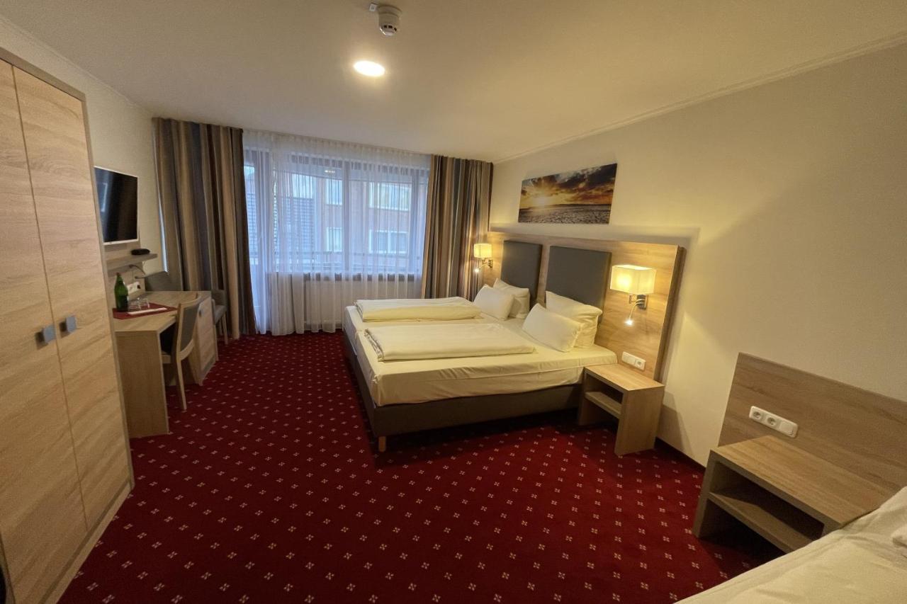 Hotel Harburger Hof Hamburg-Harburg Buitenkant foto