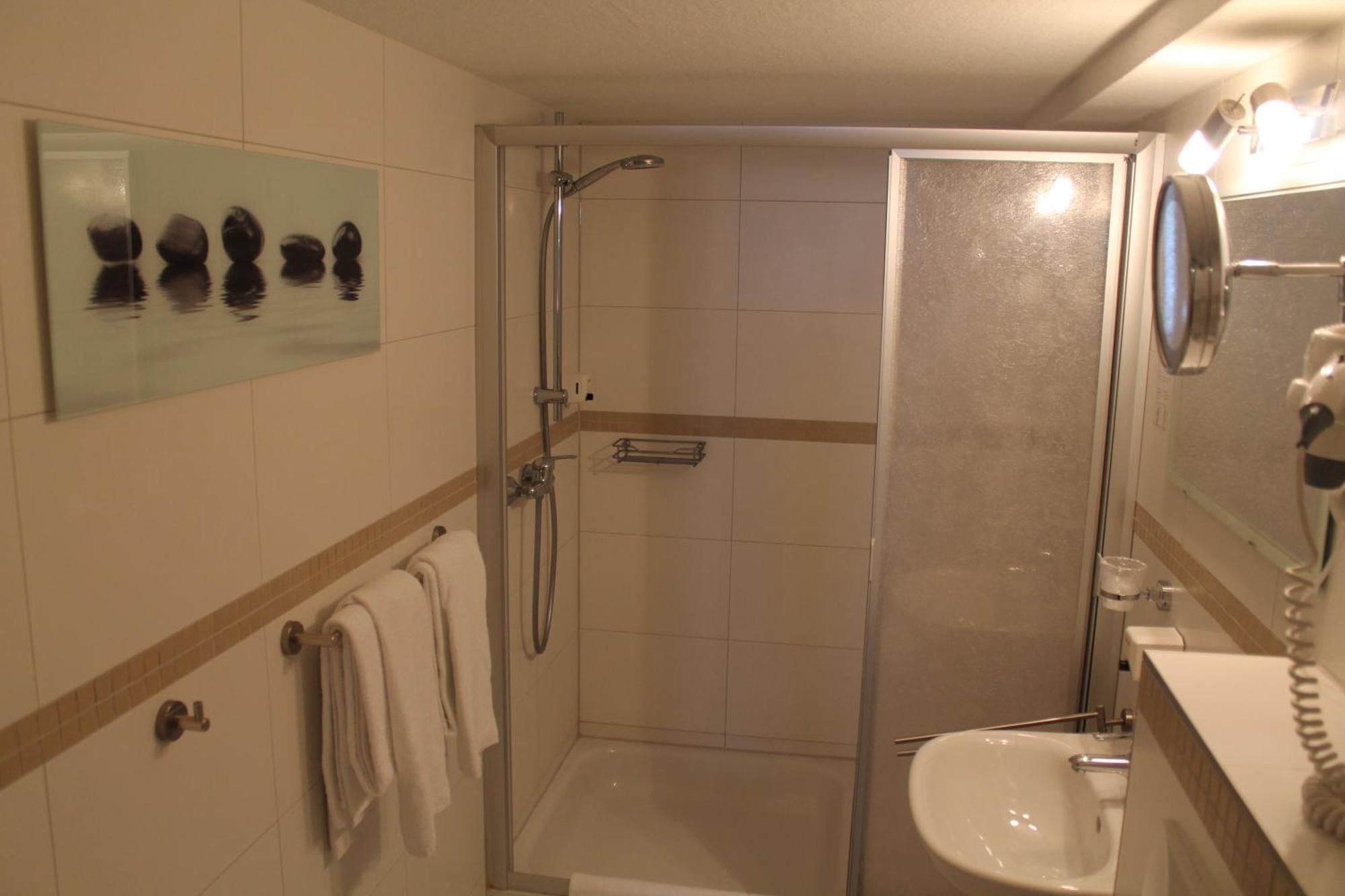 Hotel Harburger Hof Hamburg-Harburg Buitenkant foto